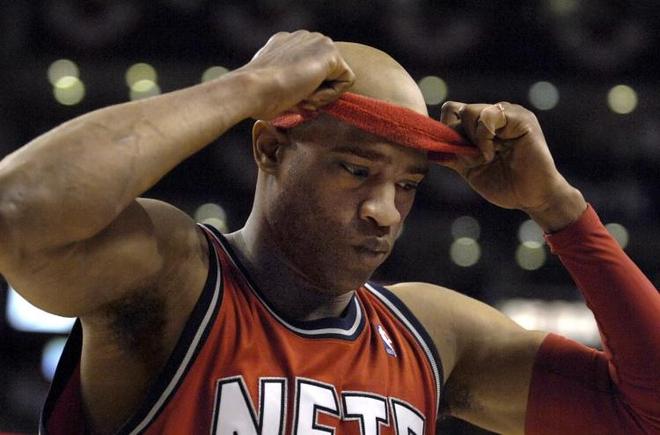 斯洛特：我不担心帅位且得到高层很多支持；失误是团队的问题（斯洛特：不担心帅位，高层力挺；失误是团队责任）