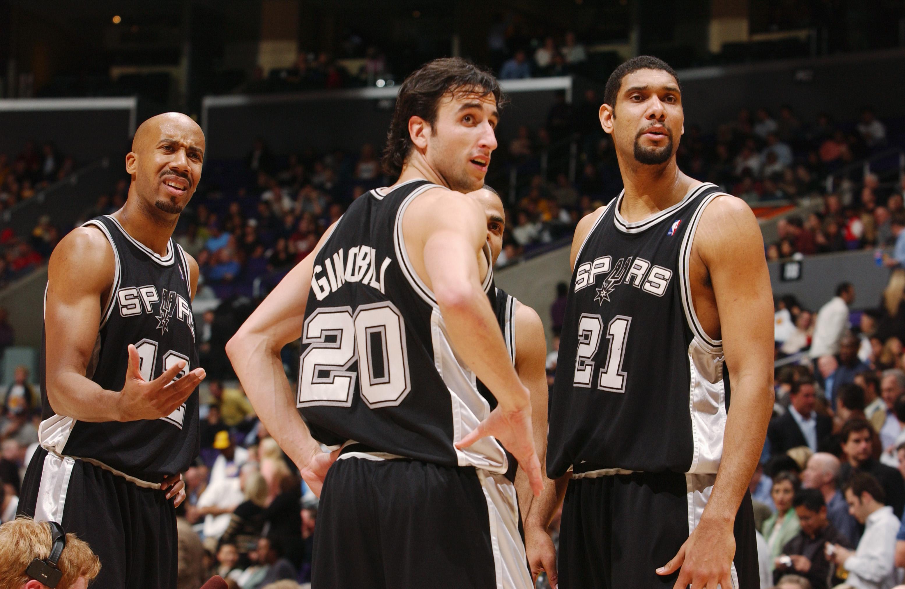 内马尔：我的心永远属于桑托斯；之后将进行膝盖半月板手术（内马尔表态心属桑托斯，随后将接受膝盖半月板手术）